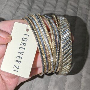 $1 with Bundle ~ New Forever 21 Bracelet Bundle 5842